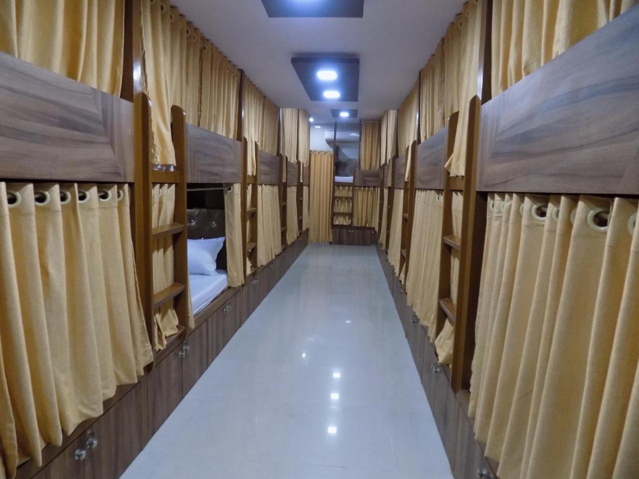 Metro Hostal